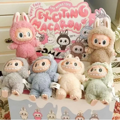 Labubu Monster Spielzeug...