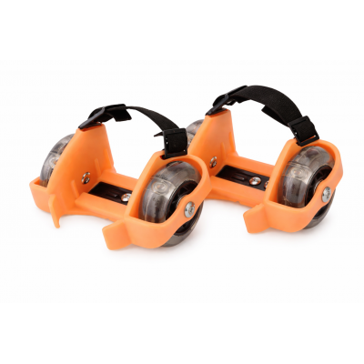 Rollschuhe mit Rollen an...