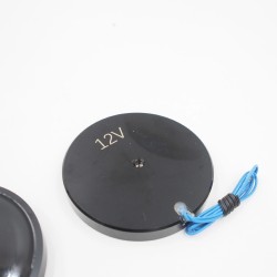 Magnethalterung mit Fernbedienung