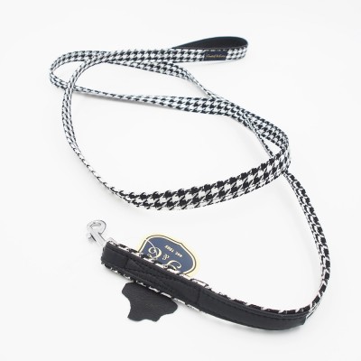M Leash Gustaf & Evita