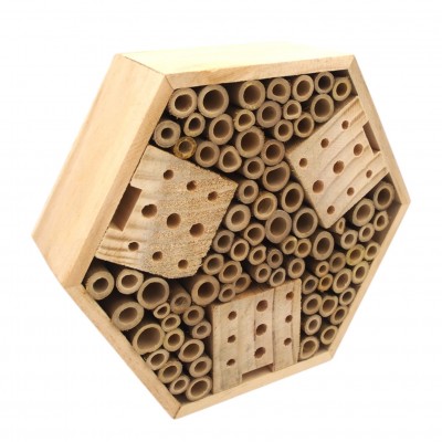 Insektenhaus aus Holz (sechseckig)