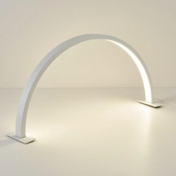 Halbmondförmige Lampe