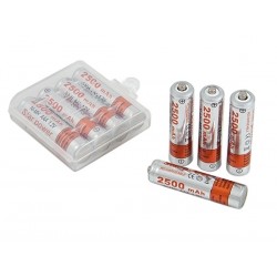 4 AAA-Batterien 4 AAA-Batterien