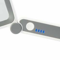 Sulankstoma lupa su LED apšvietimu