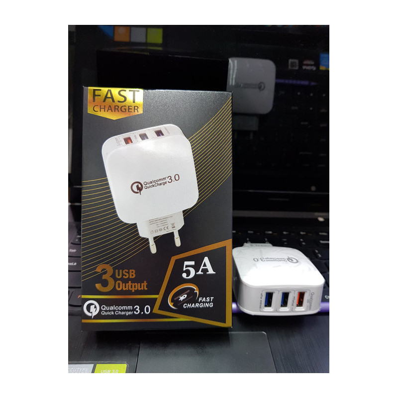 Greito įkrovimo adapteris 3 USB jungtys Greito įkrovimo adapteris 3 USB jungtys